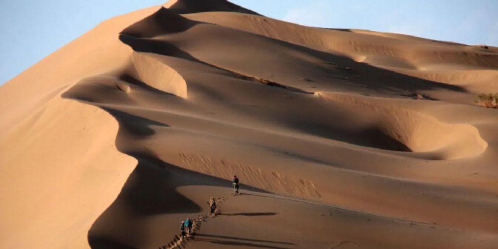تجربه های گردشگری در کویر ریگ جن