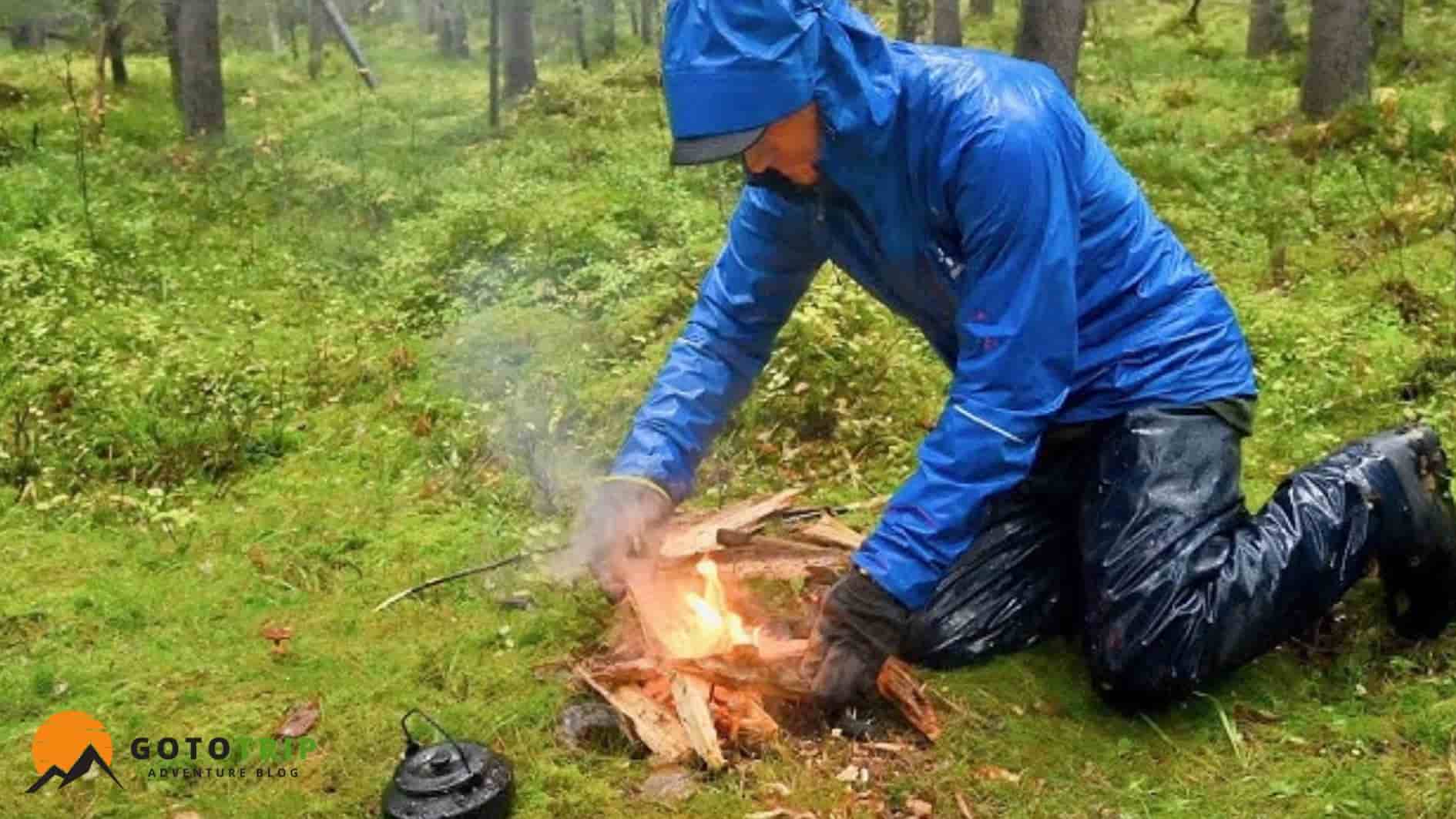 روش‌های روشن کردن آتش در هوای بارانی