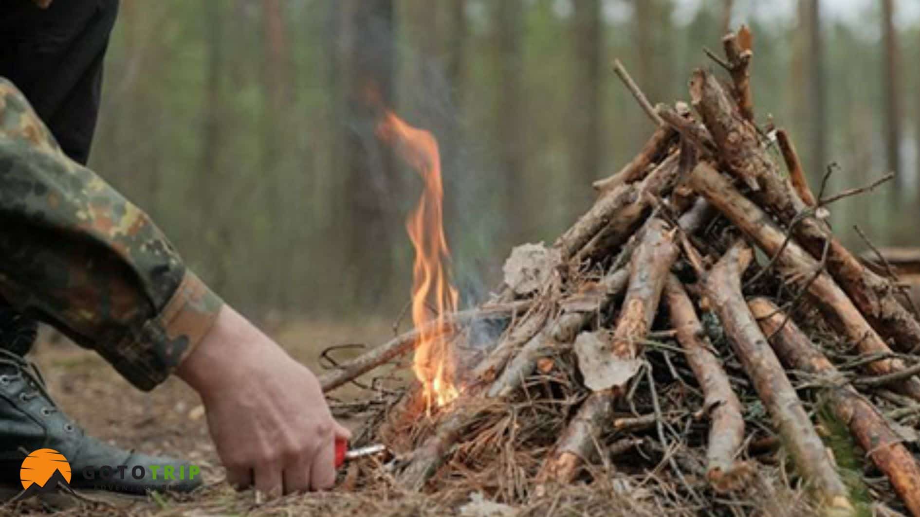 ساخت آتش به سبک هرم و ستاره‌ای